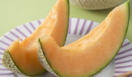 孕妇可以吃哈密瓜吗刚怀孕的孕妇,哈密瓜，孕妇的甜蜜选择