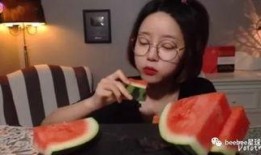 吃瓜主播吃大西瓜,吃瓜主播挑战大西瓜，趣味横生