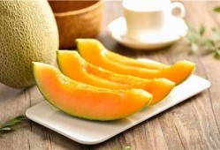 宝宝积食可以吃哈密瓜,轻松应对积食困扰