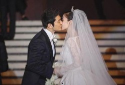 吃瓜情侣明星,揭秘吃瓜情侣明星的甜蜜瞬间