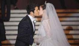 吃瓜情侣明星,揭秘吃瓜情侣明星的甜蜜瞬间