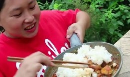 胖妹妹吃瓜,胖妹妹的甜蜜瓜果时光