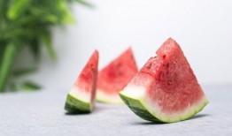 梦见家人吃烧瓜,家人共享烧瓜的温馨瞬间